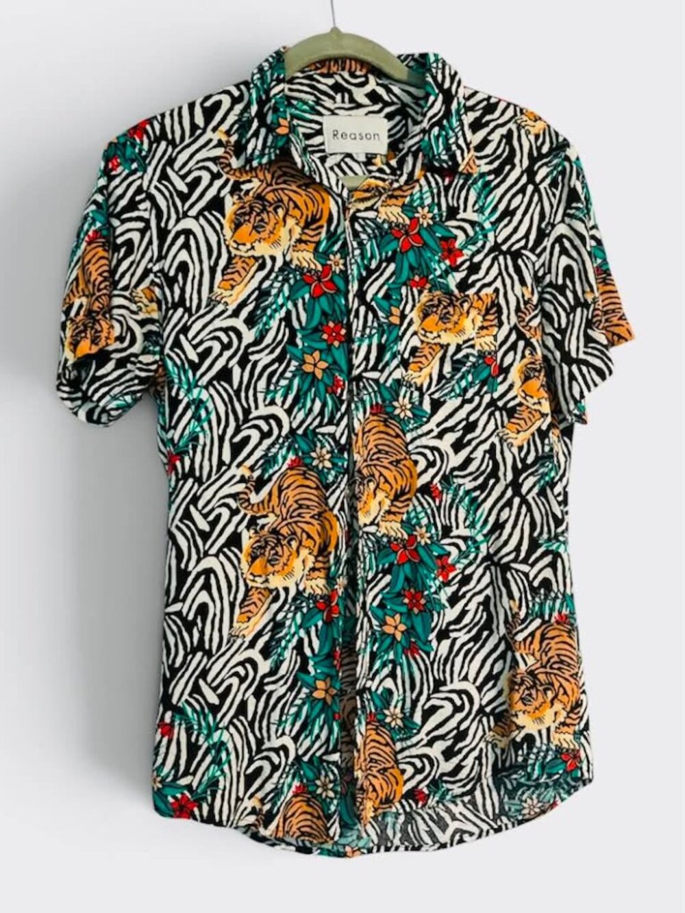 REASON Hawaiian Style Shirt Geometric Short Sleeve Tiger Zebra Stripe AOP Small